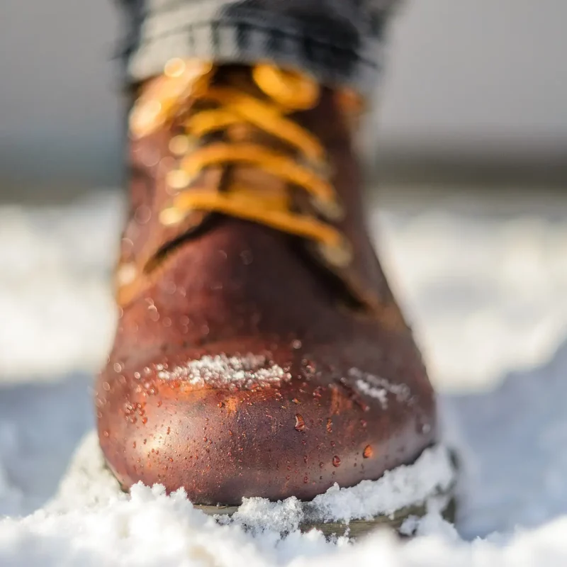 Tapis d’hiver commercial à Québec devant une entrée Tapis absorbant pour entreprise à Lévis